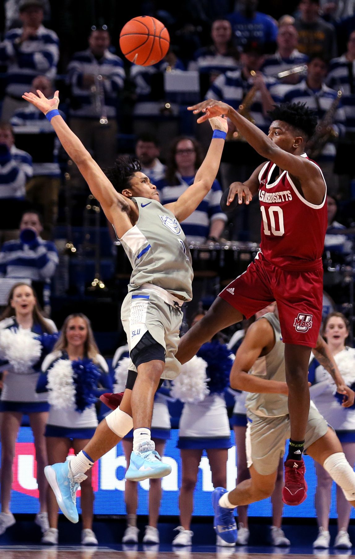 St. Louis University beats UMass 83-80 in overtime